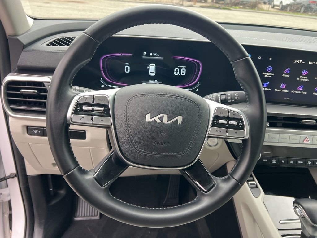 Used 2023 Kia Telluride S FWD image 14