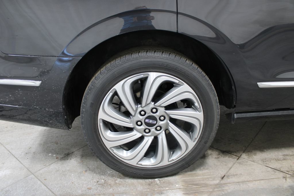 Used 2023 Lincoln Navigator Reserve AWD/4WD image 40