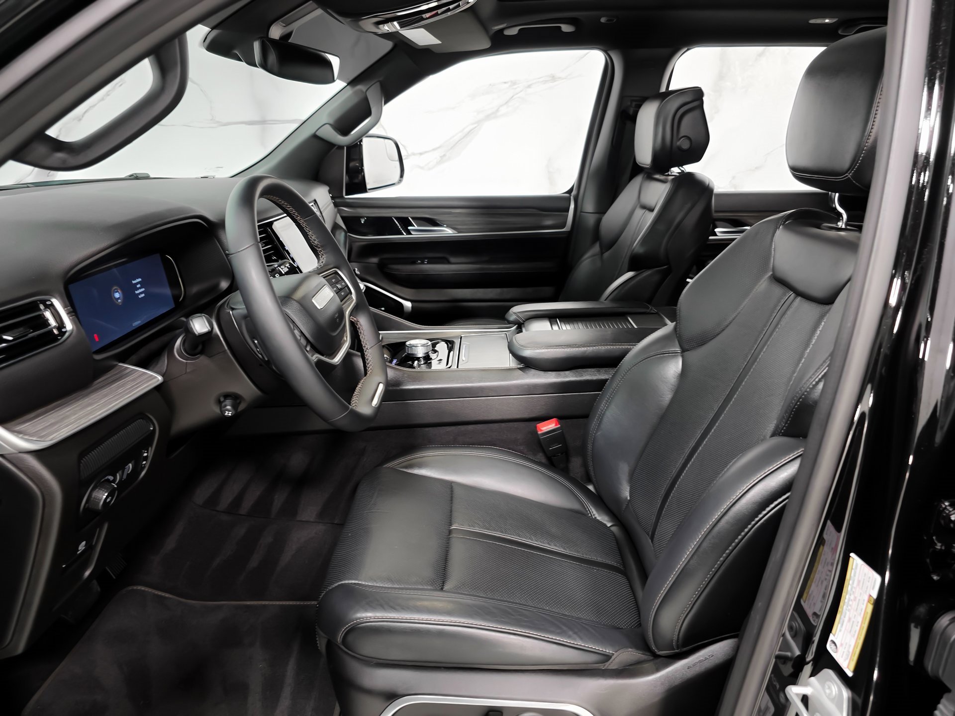 Used 2023 Jeep Wagoneer Series II w/ Premium Group I image 12