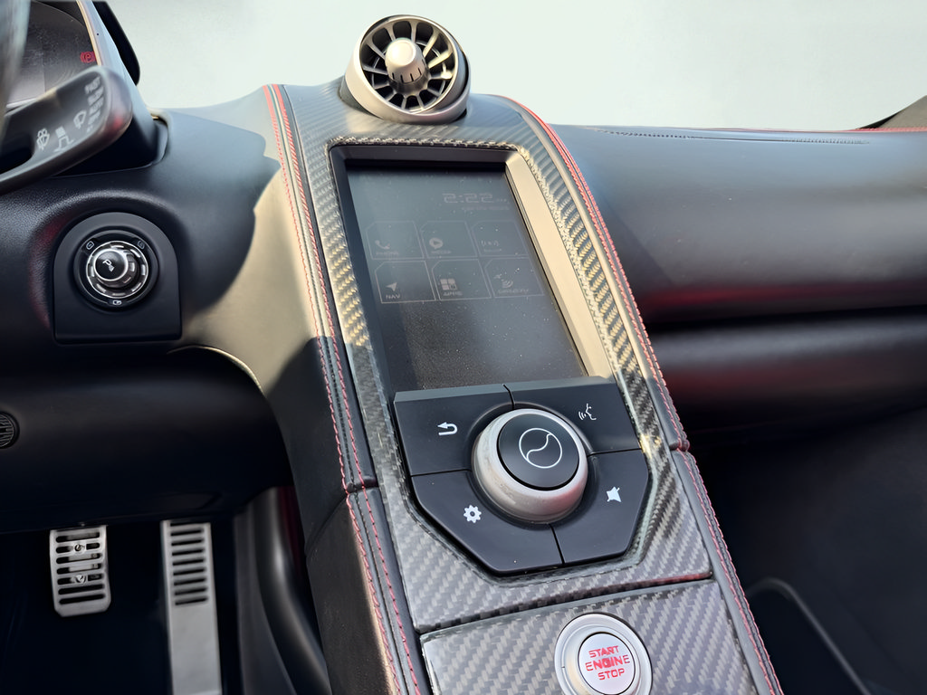 Used 2015 McLaren 650S Spider RWD image 41