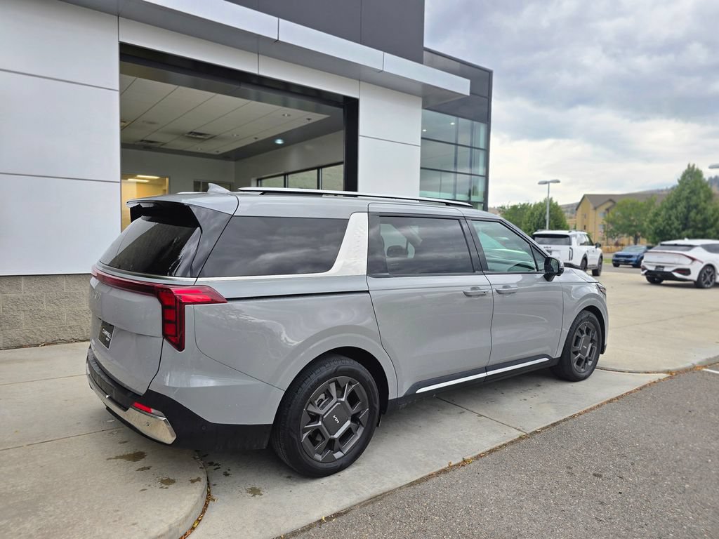 Certified 2026 Kia Carnival SX FWD image 9