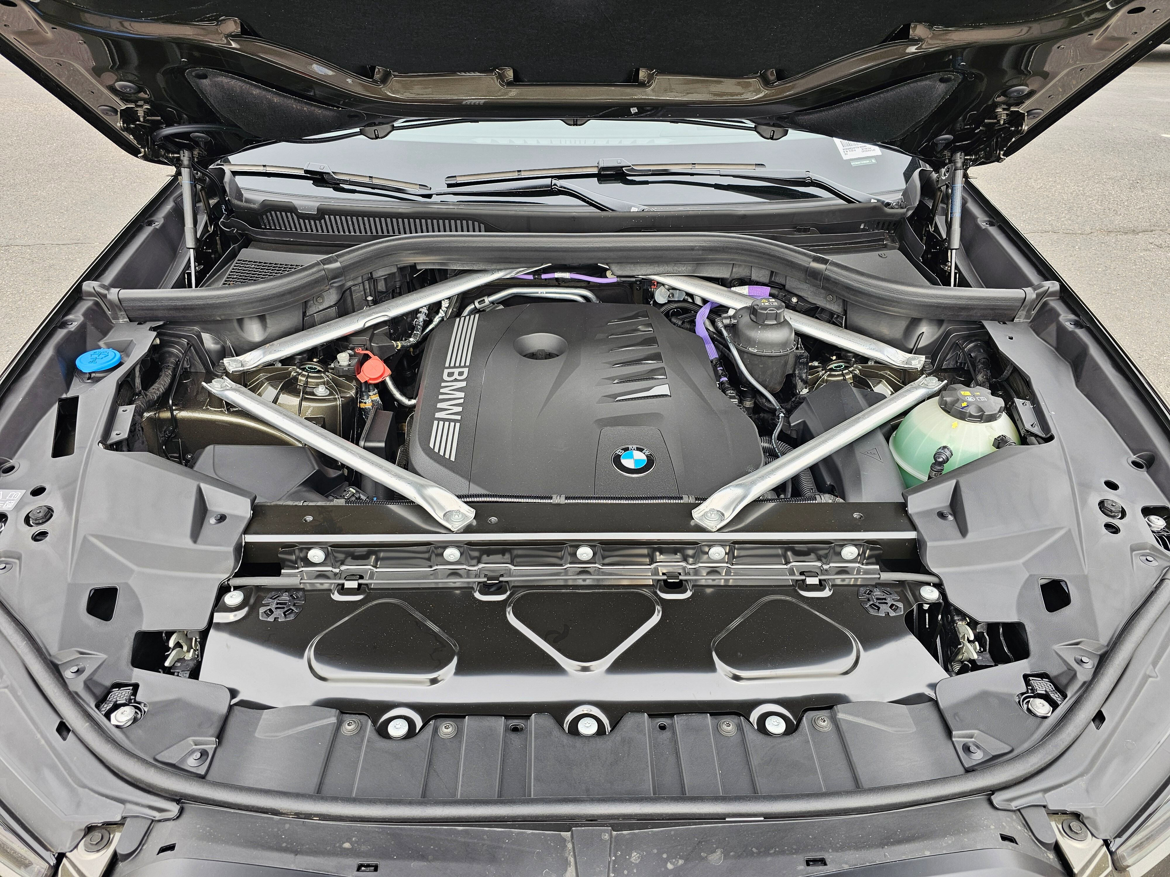 New 2026 BMW X5 xDrive40i w/ Executive Package image 9