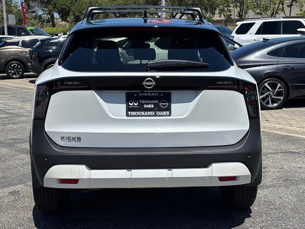 New 2026 Nissan Kicks SV w/ Cold Weather Package FWD image 4