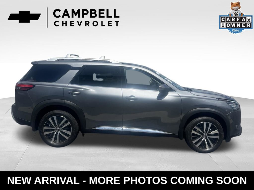 Used 2025 Nissan Pathfinder Platinum AWD/4WD image 6