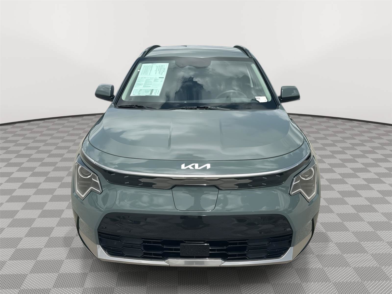 Used 2024 Kia Niro Wind FWD image 2