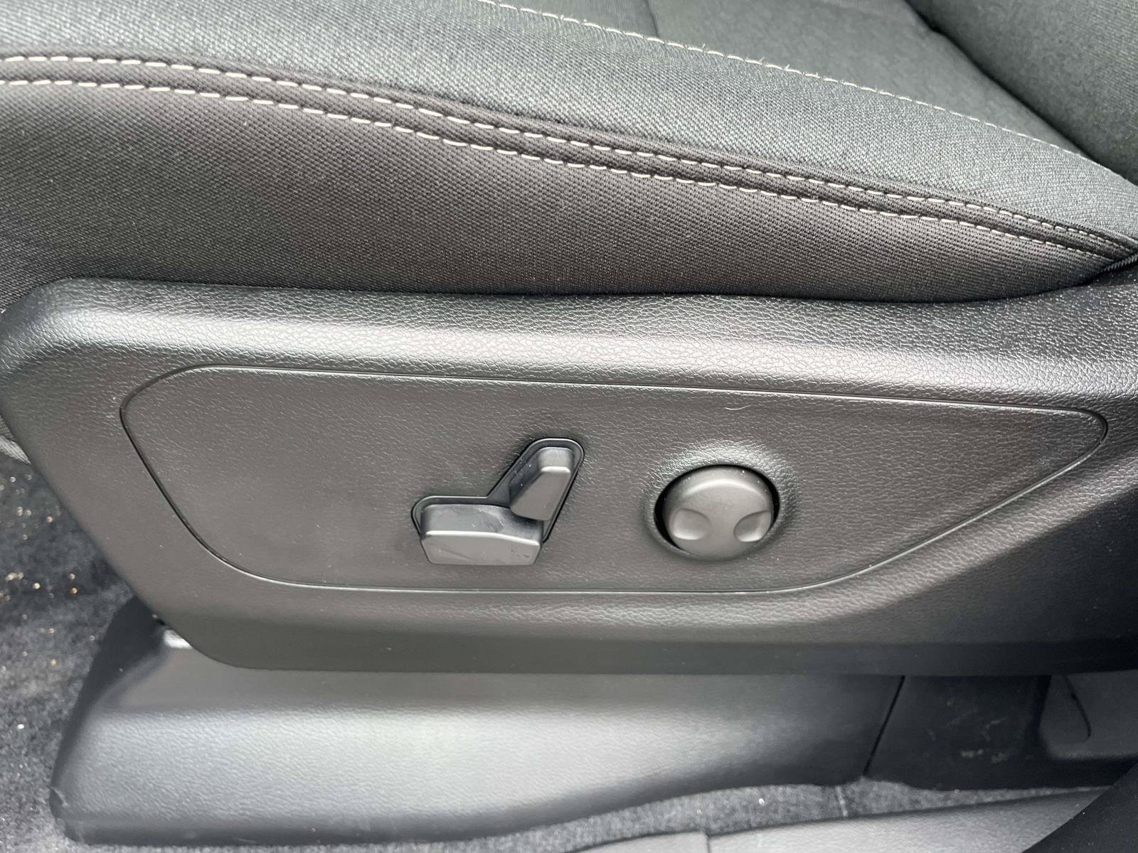New 2026 RAM 1500 Big Horn AWD/4WD image 19