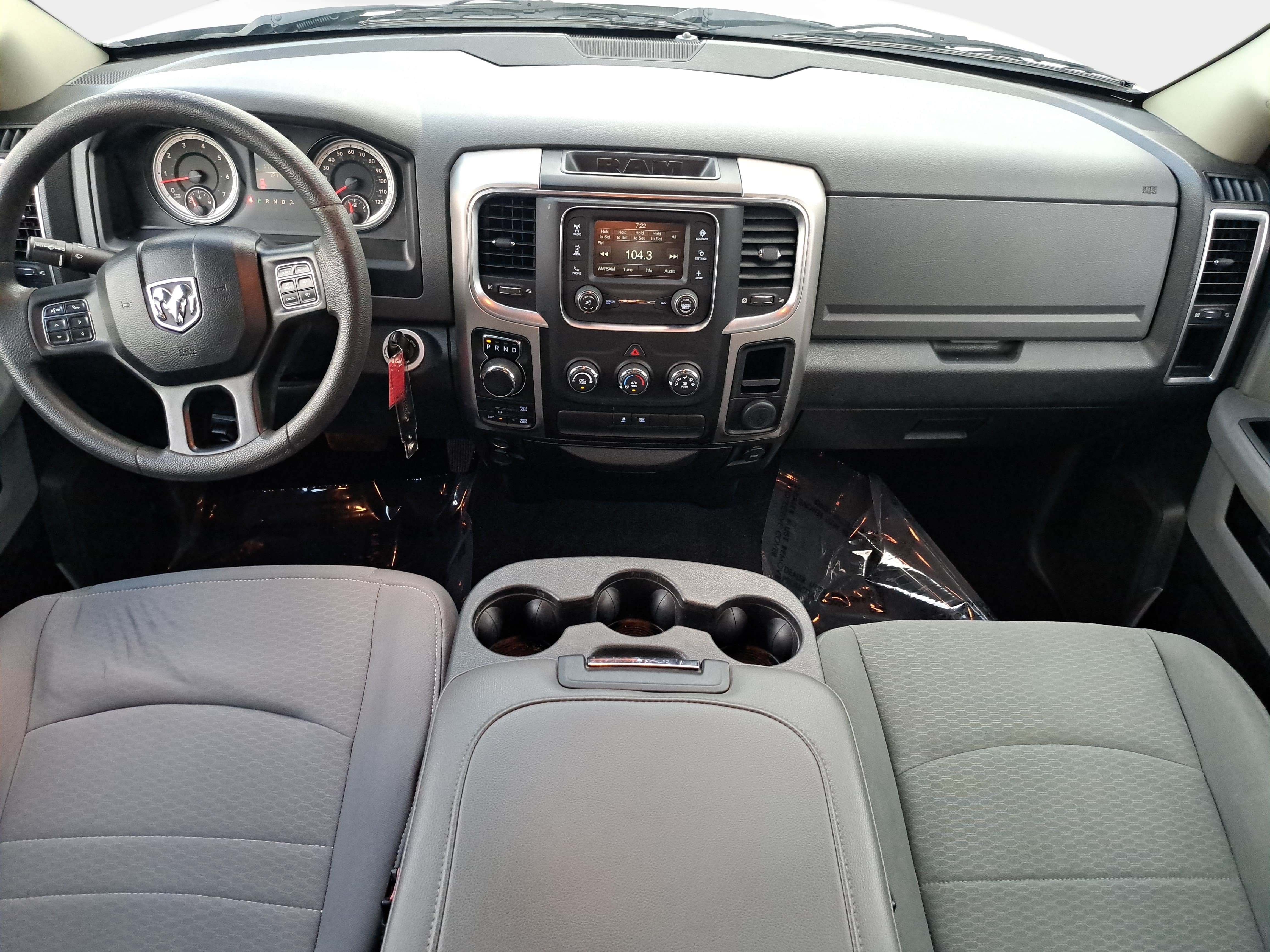 Used 2018 RAM 1500 Classic SLT AWD/4WD image 9