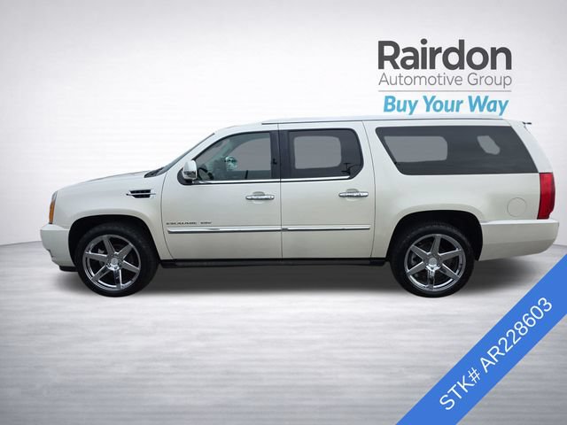 Used 2010 Cadillac Escalade ESV Premium AWD/4WD image 4