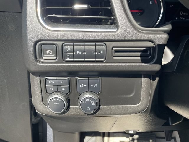 Used 2021 Chevrolet Tahoe Z71 AWD/4WD image 17