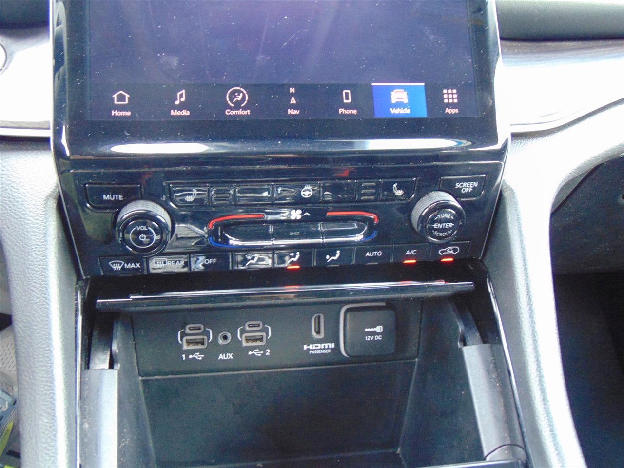 Used 2023 Jeep Grand Cherokee 4WD 4xe image 39