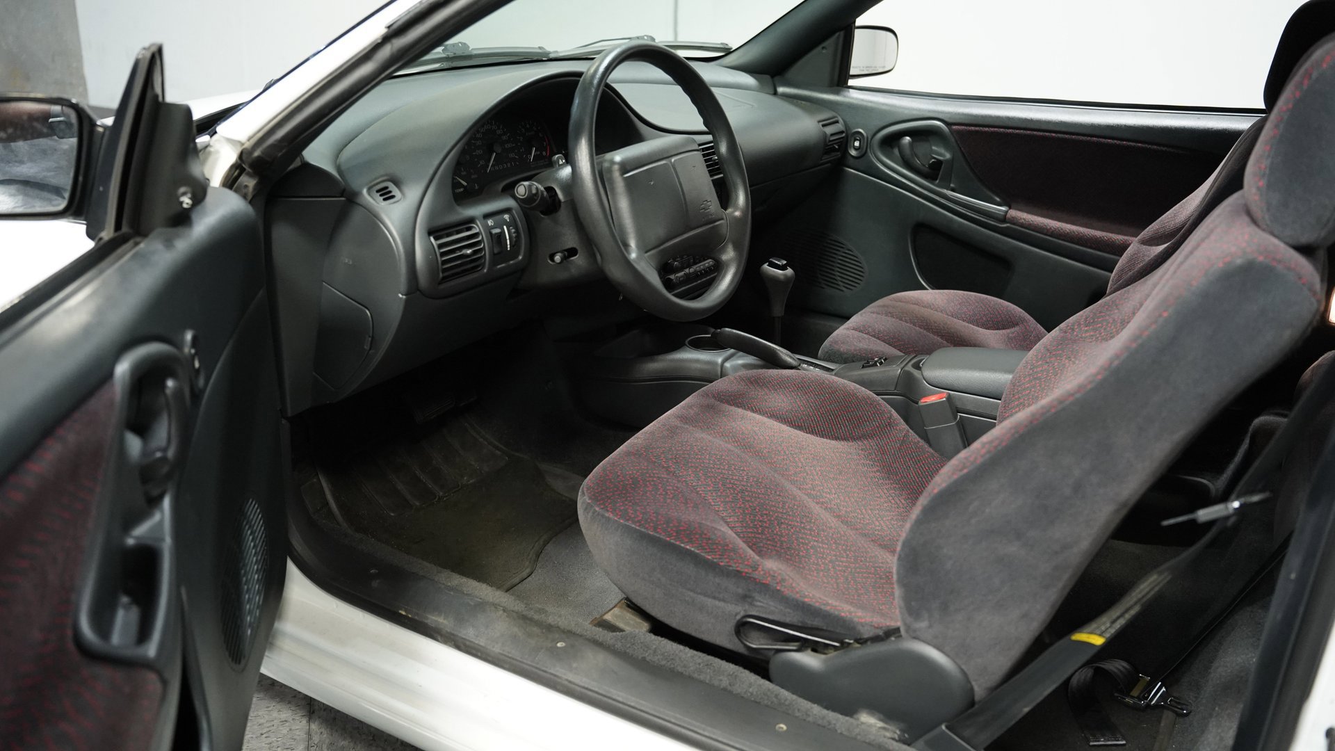 Used 1999 Chevrolet Cavalier Z24 image 4
