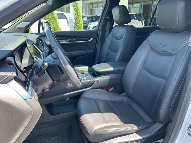 Used 2024 Cadillac XT6 Premium Luxury w/ LPO, Floor Liner Package AWD/4WD image 21