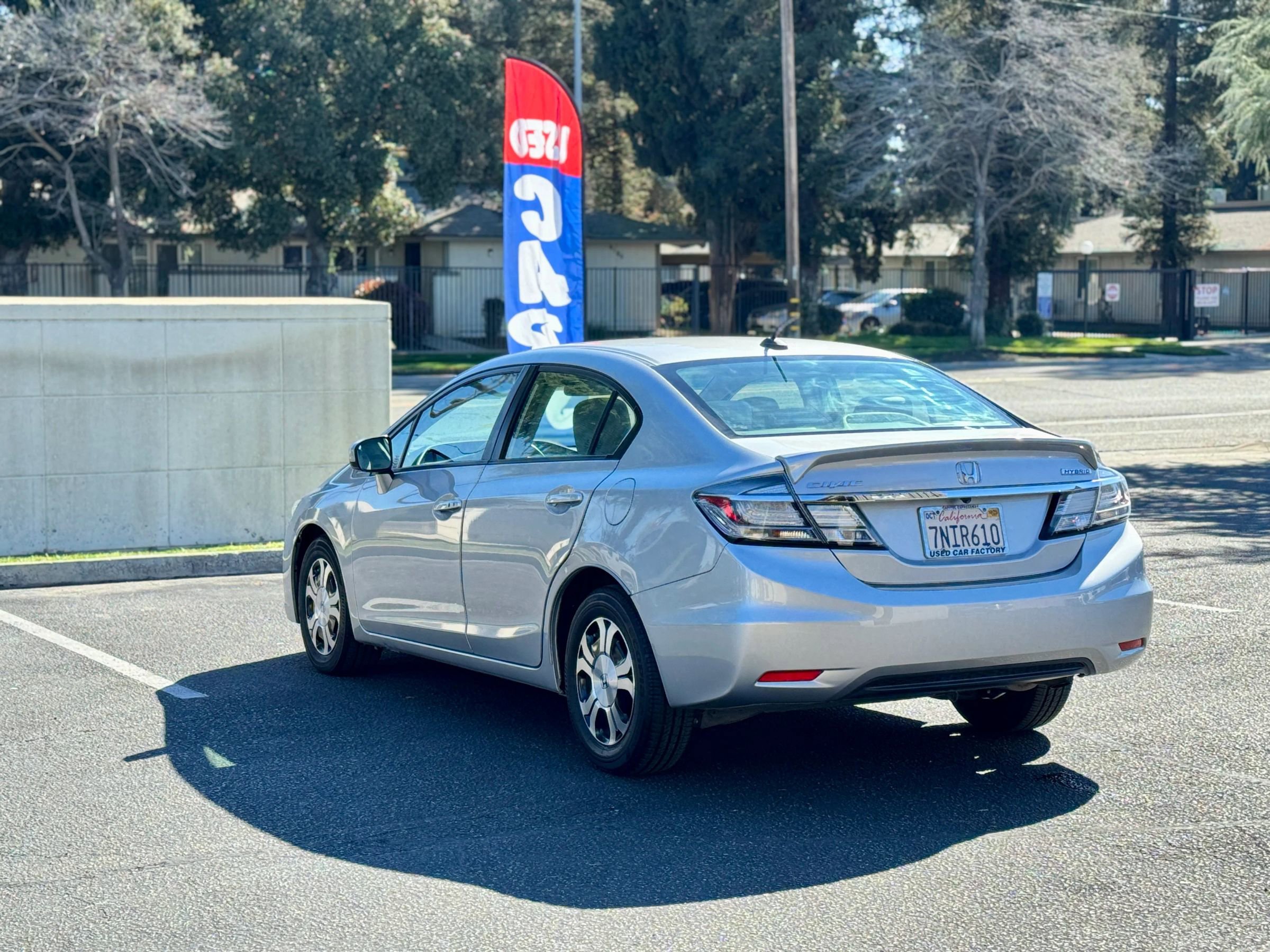Used 2015 Honda Civic Hybrid Sedan image 5