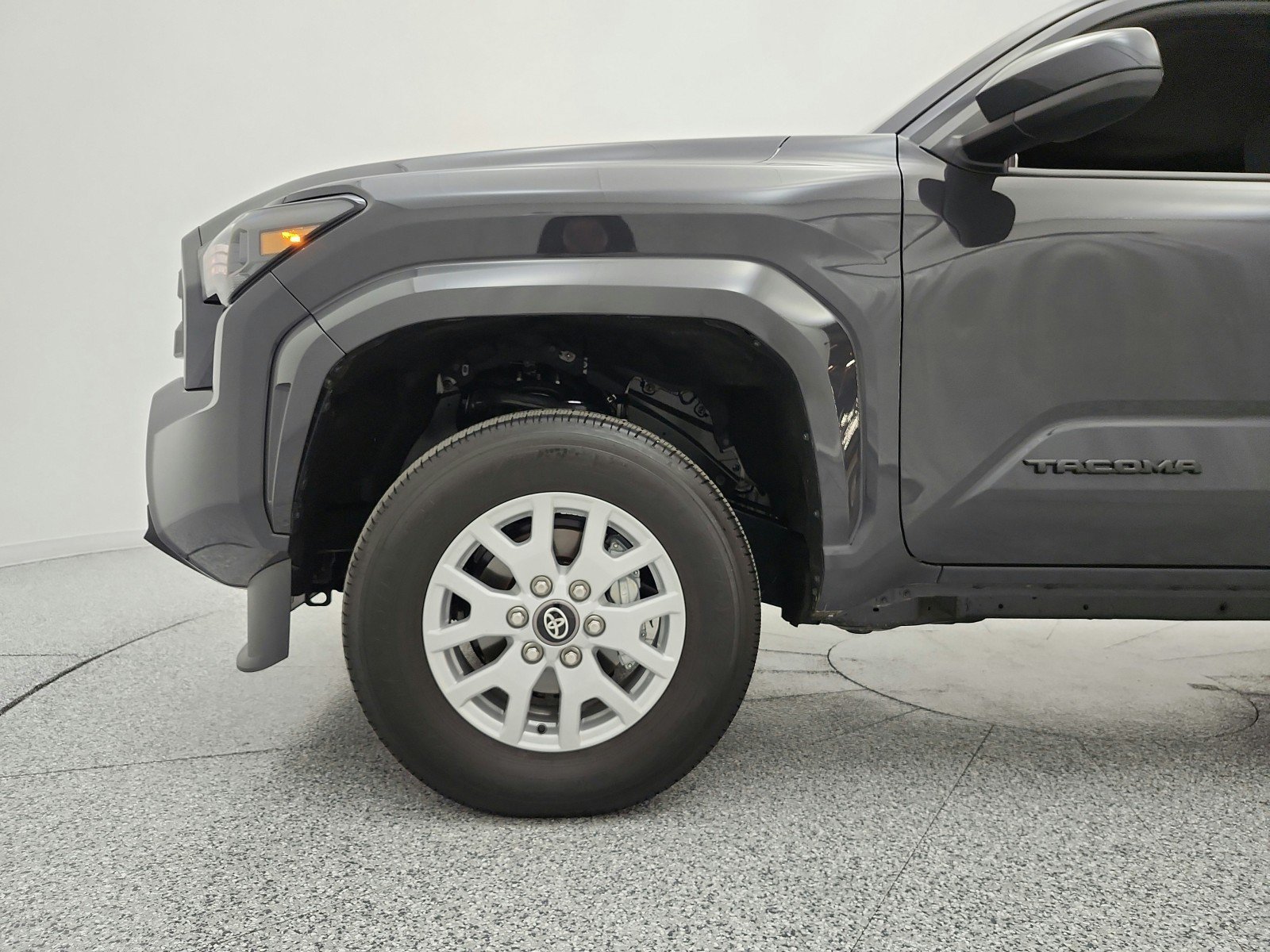 Used 2026 Toyota Tacoma SR5 RWD image 17