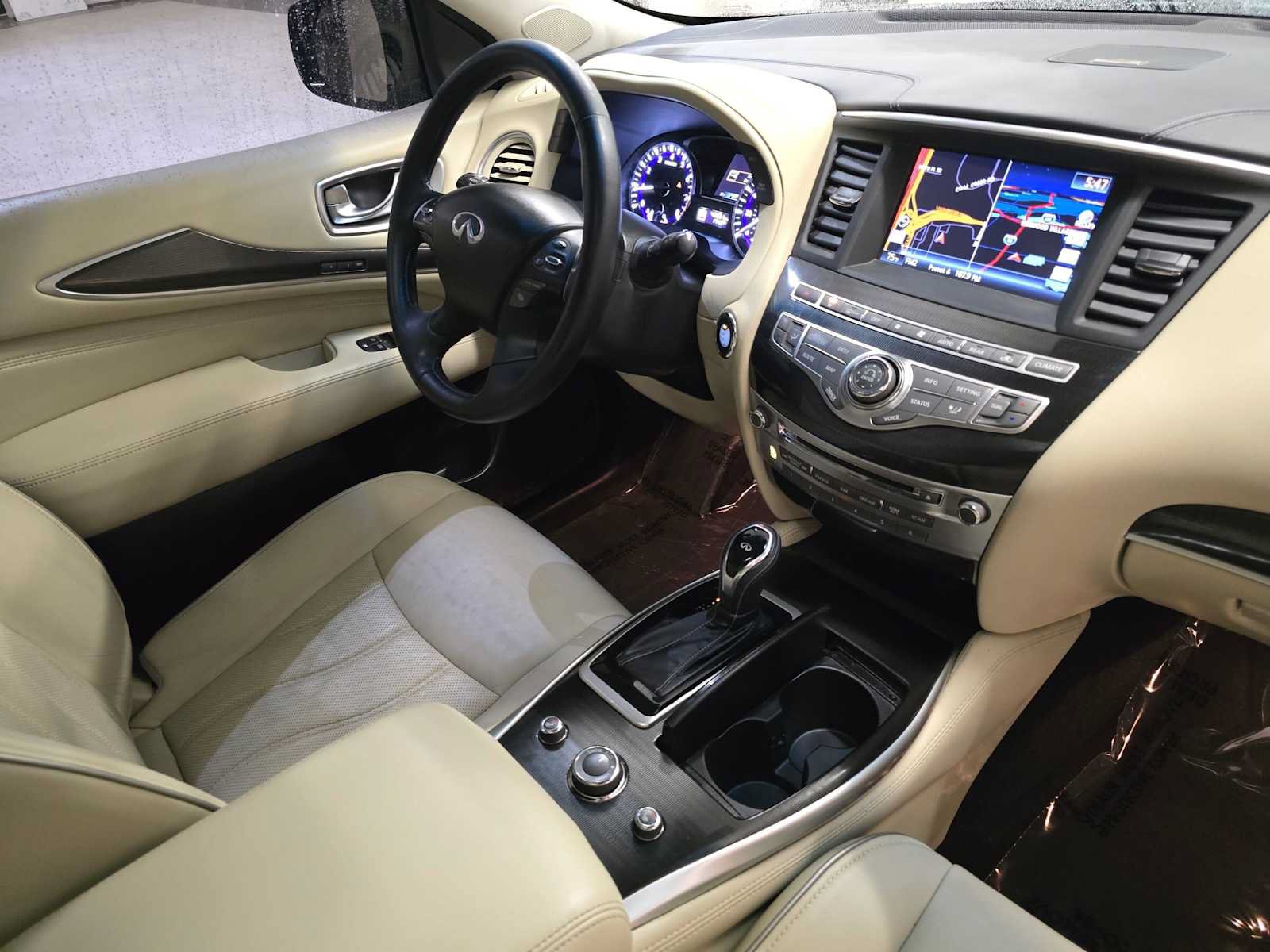 Used 2016 INFINITI QX60 Luxe w/ Premium Plus Package AWD/4WD image 31