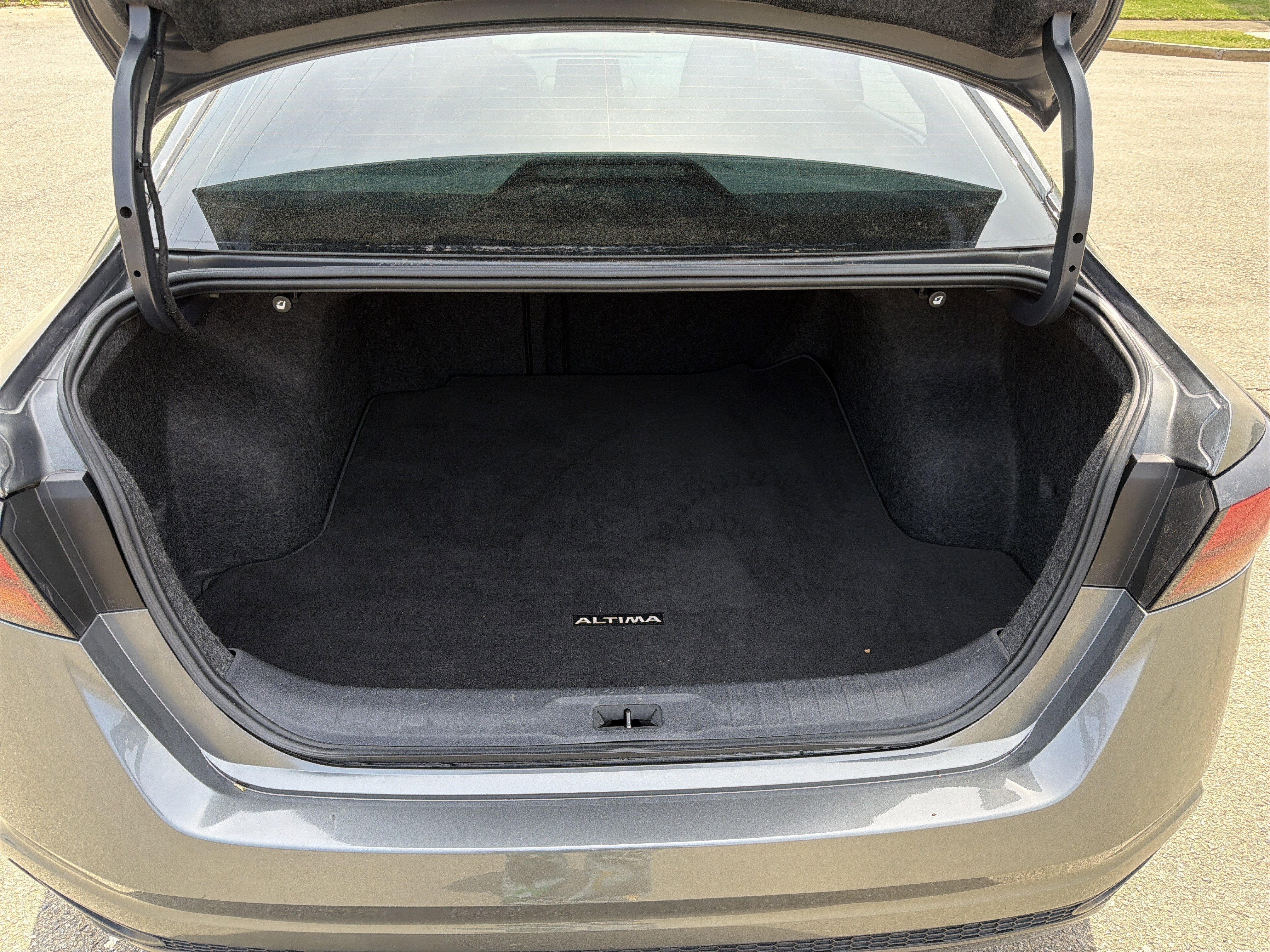 Used 2019 Nissan Altima 2.5 S image 18