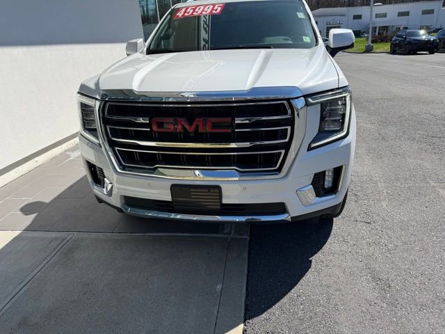 Used 2021 GMC Yukon SLT w/ SLT Premium Package image 3