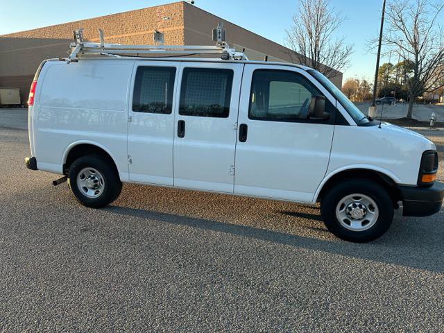 Used 2015 Chevrolet Express 2500 RWD image 36