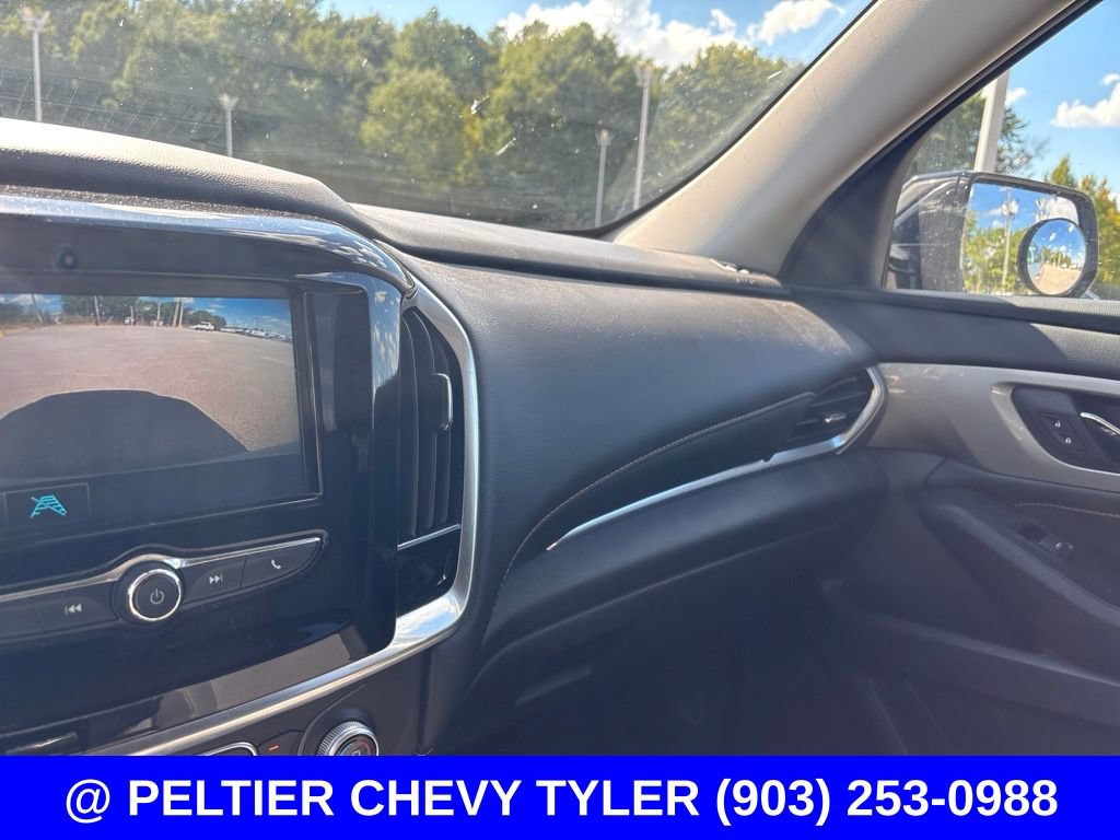 Used 2018 Chevrolet Traverse LS FWD image 16