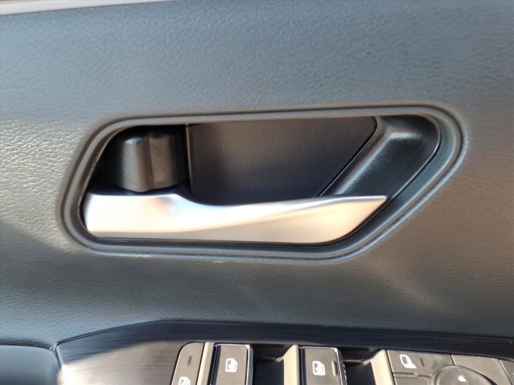 New 2026 Nissan Kicks SR w/ SR Premium Package image 16