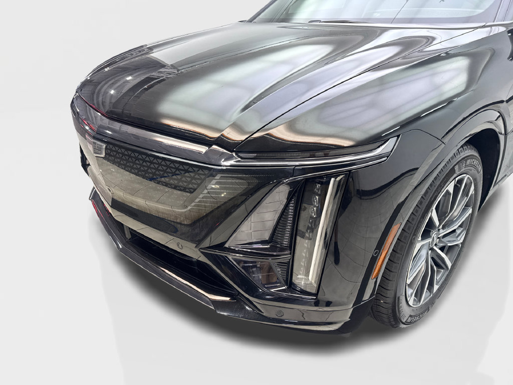 Used 2024 Cadillac Lyriq Sport w/ LPO, Floor Liner Package RWD image 18