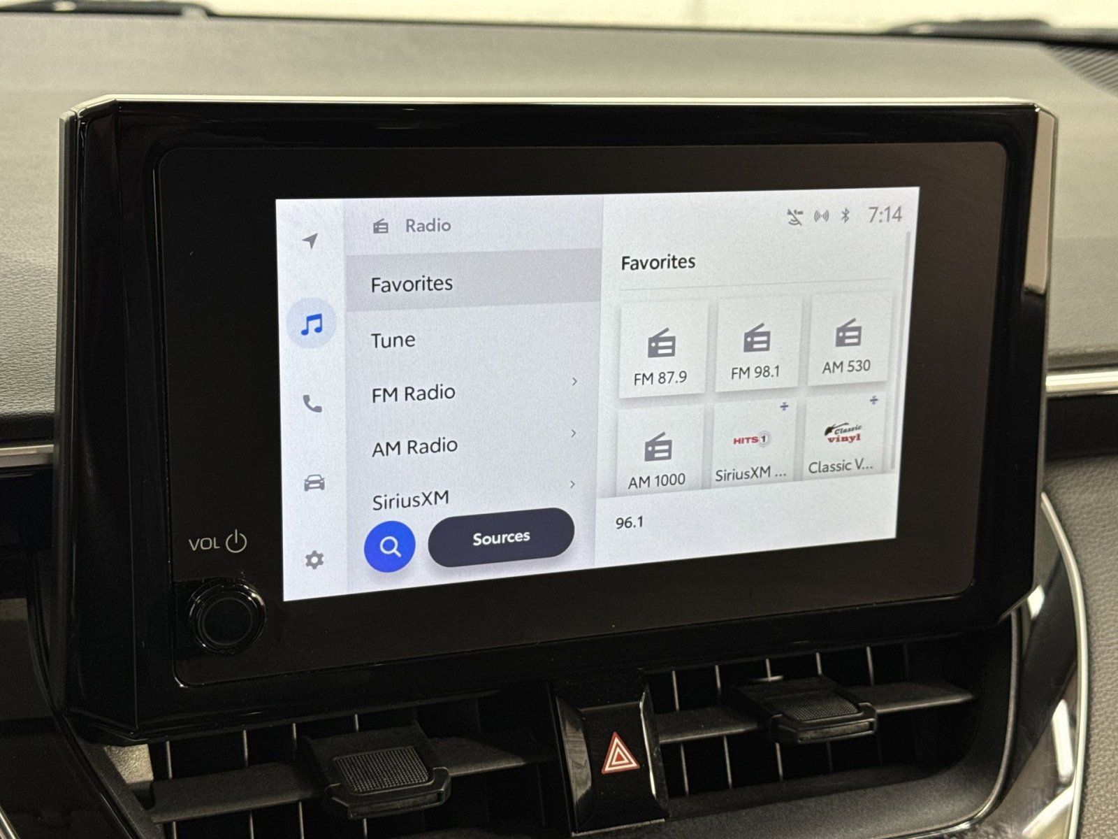 Used 2023 Toyota Corolla LE image 21