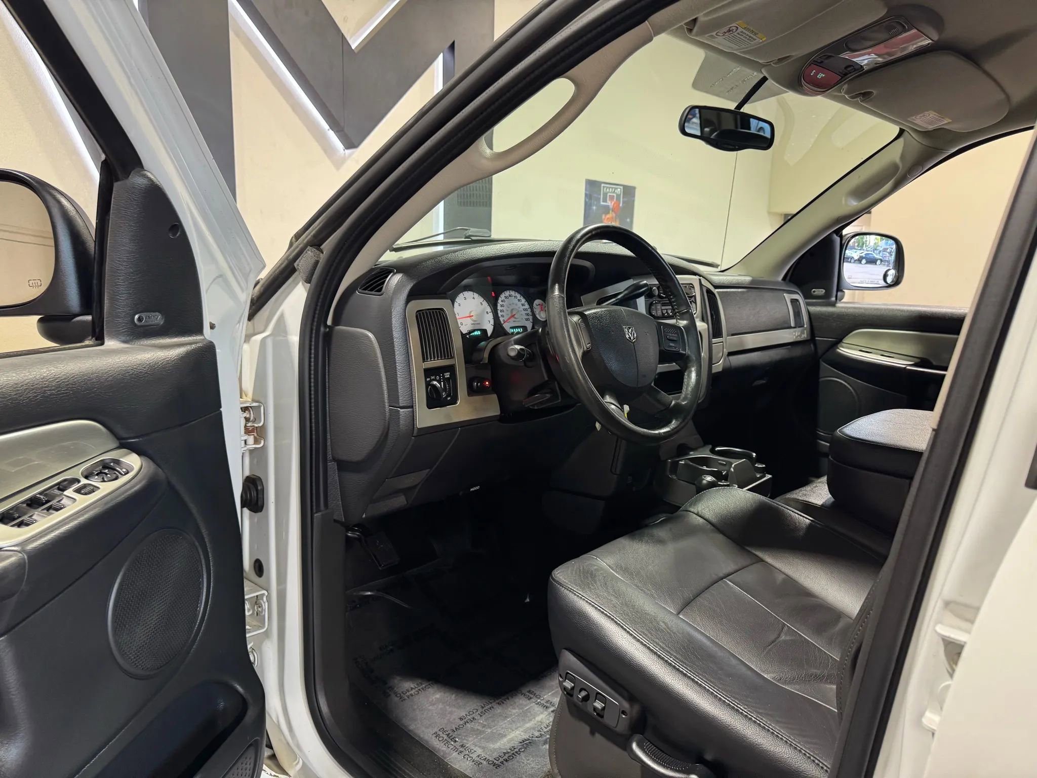 Used 2005 Dodge Ram 2500 Truck SLT w/ Trailer Tow Group AWD/4WD image 9