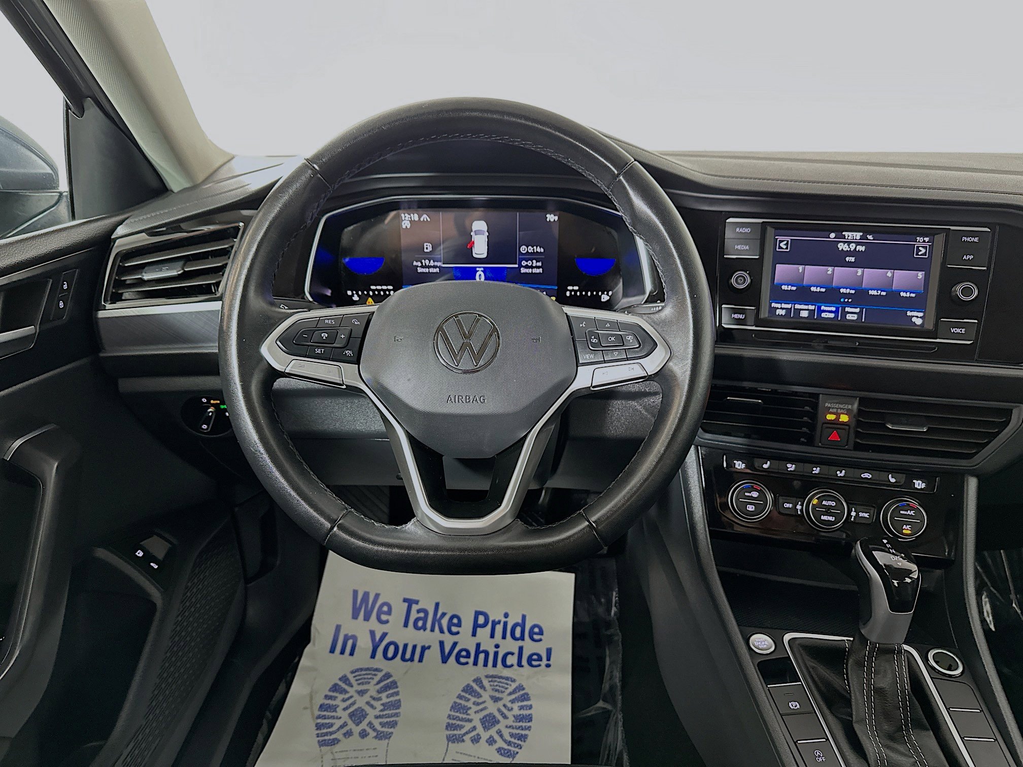 Used 2024 Volkswagen Jetta SE image 20