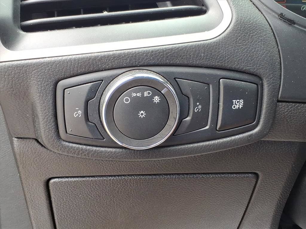 Used 2022 Ford Edge SEL AWD/4WD image 18