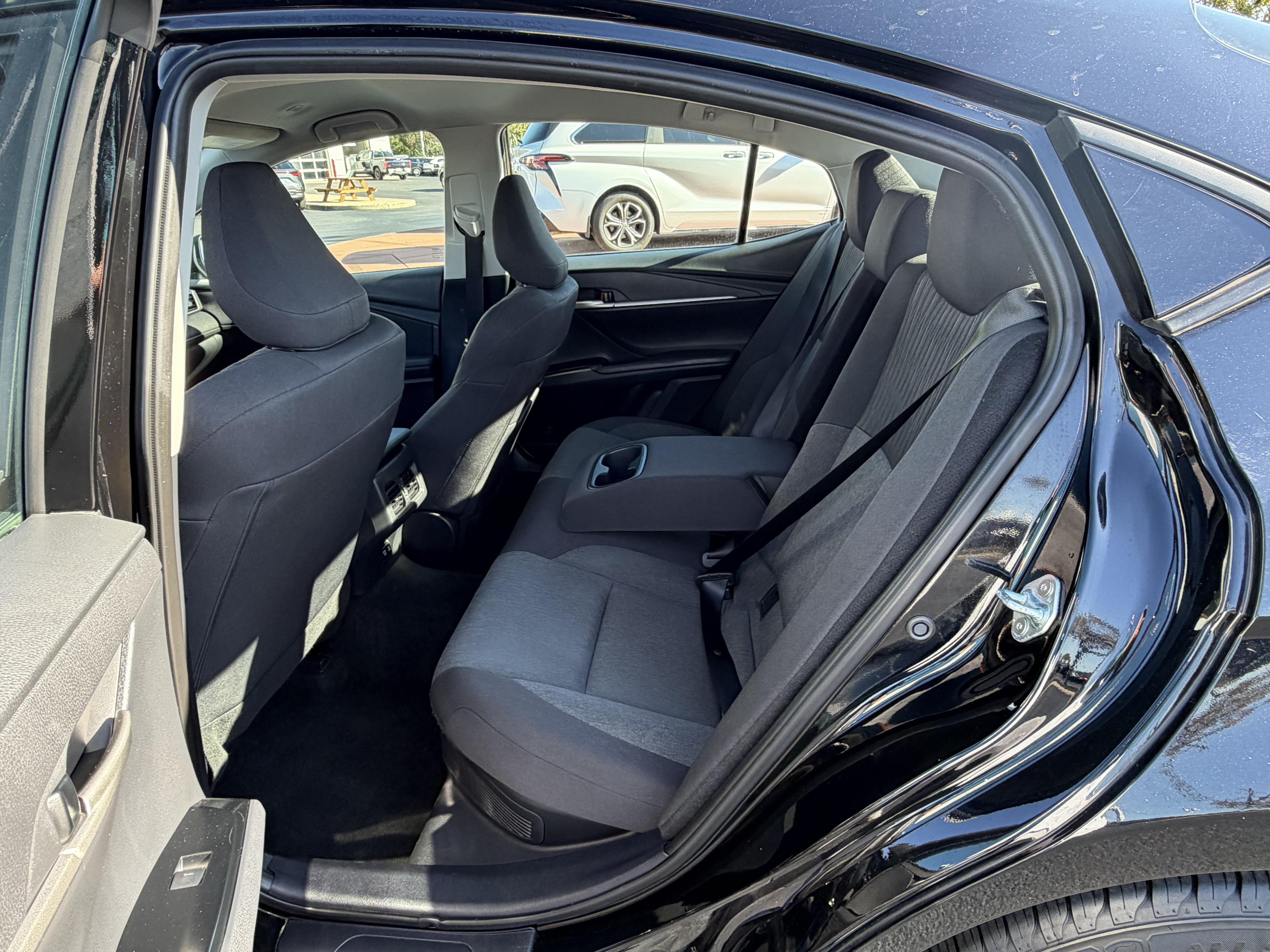 Used 2025 Toyota Camry LE FWD image 13