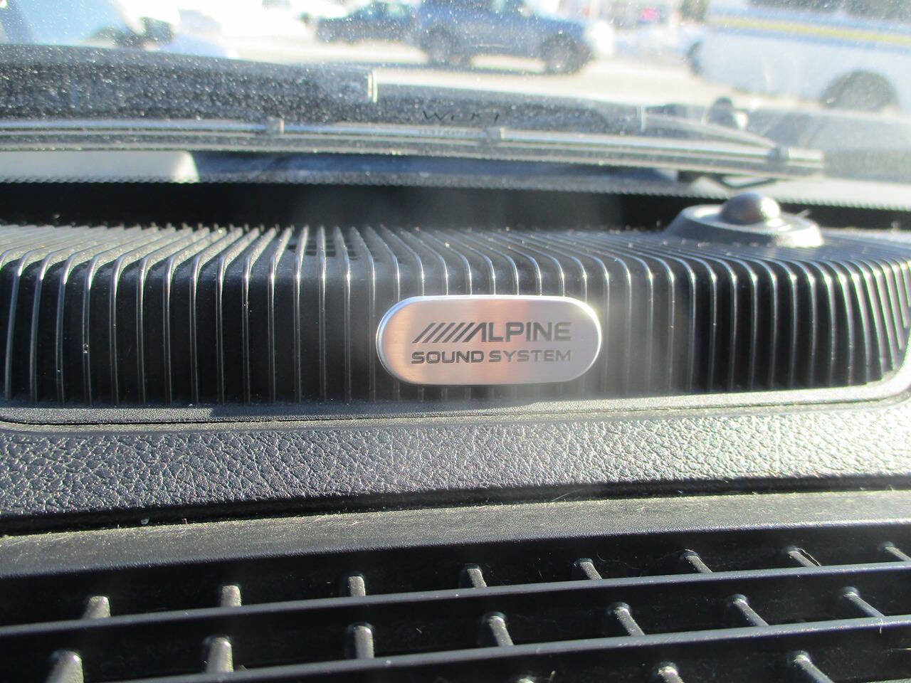Used 2016 RAM 1500 Laramie w/ Convenience Group AWD/4WD image 13