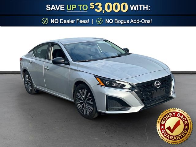 Used 2024 Nissan Altima 2.5 SV image 10