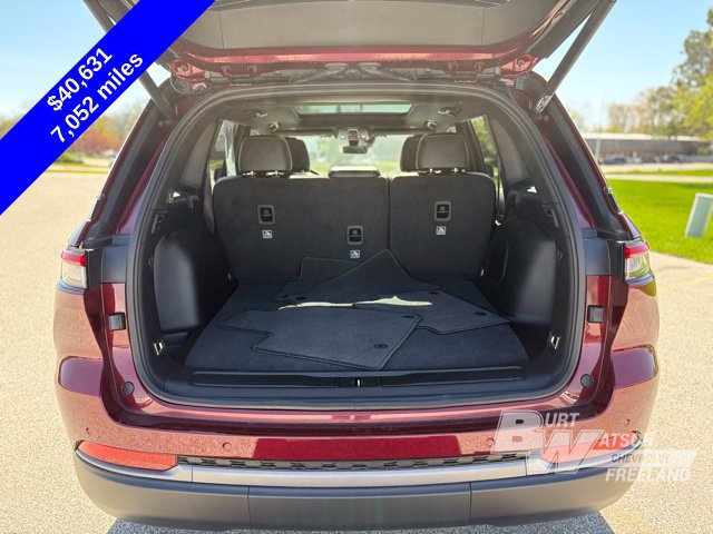 Used 2026 Jeep Grand Cherokee Limited w/ Limited Altitude Package AWD/4WD image 32