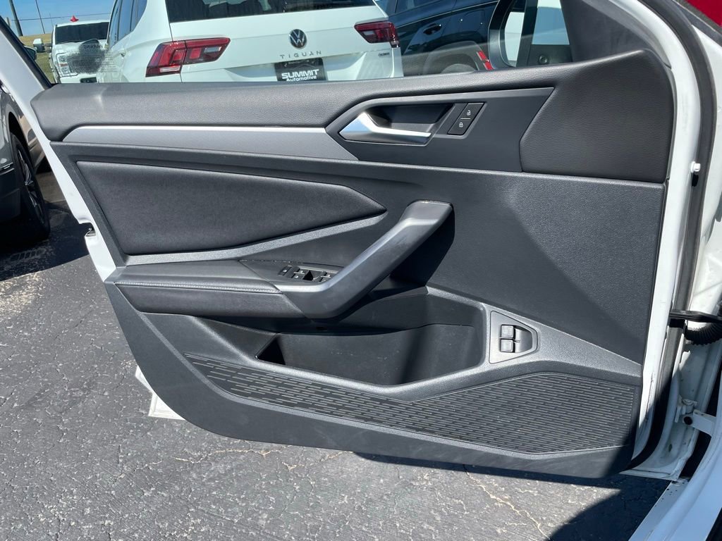 Used 2024 Volkswagen Jetta S image 46