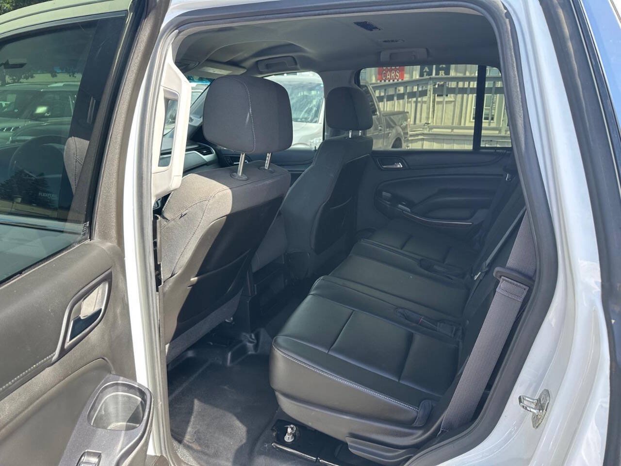 Used 2015 Chevrolet Tahoe 4WD w/ Remote Keyless Entry Package image 14