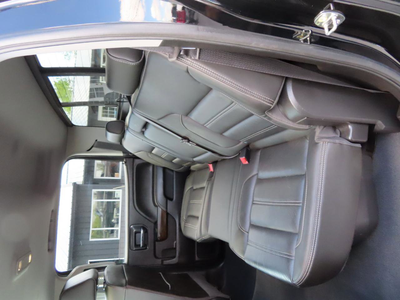 Used 2019 GMC Sierra 3500 Denali w/ Duramax Plus Package AWD/4WD image 48