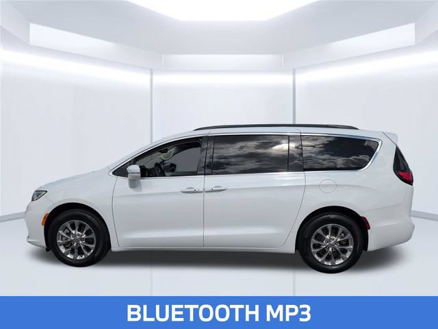 Used 2022 Chrysler Pacifica Touring-L AWD/4WD image 2