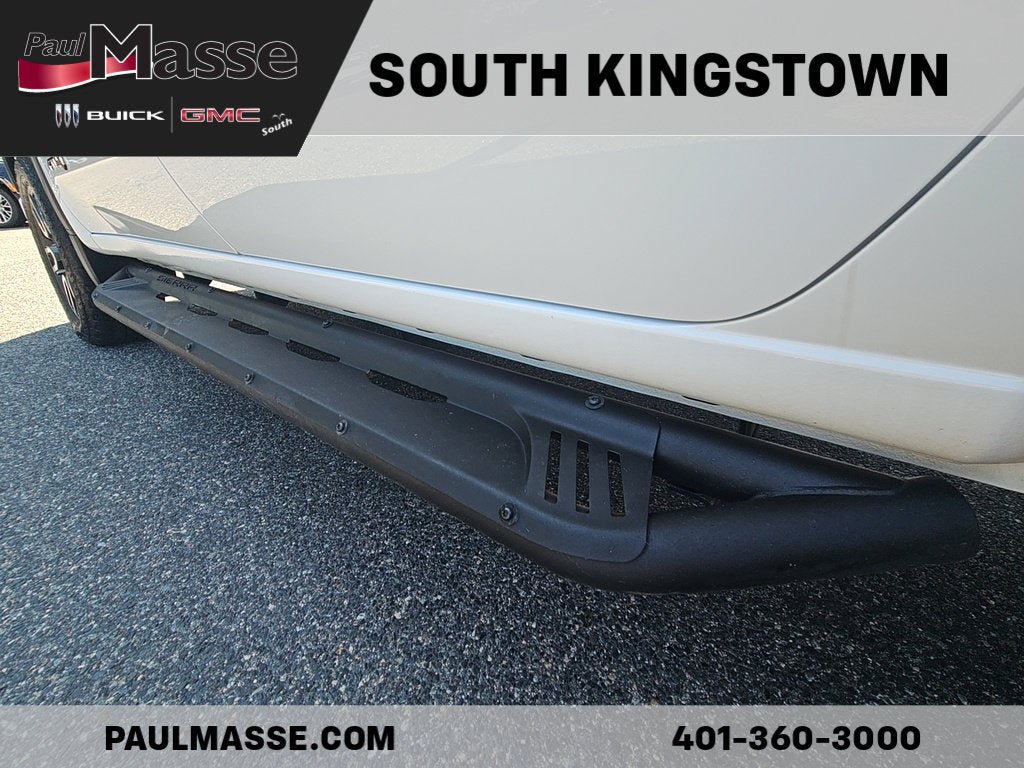 Certified 2025 GMC Sierra 1500 AT4 w/ AT4 Premium Package AWD/4WD image 9