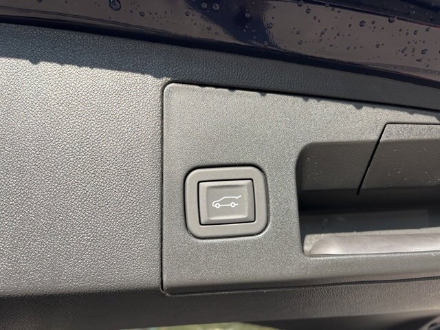 New 2025 Cadillac XT5 Luxury w/ LPO, Floor Liner Package image 6