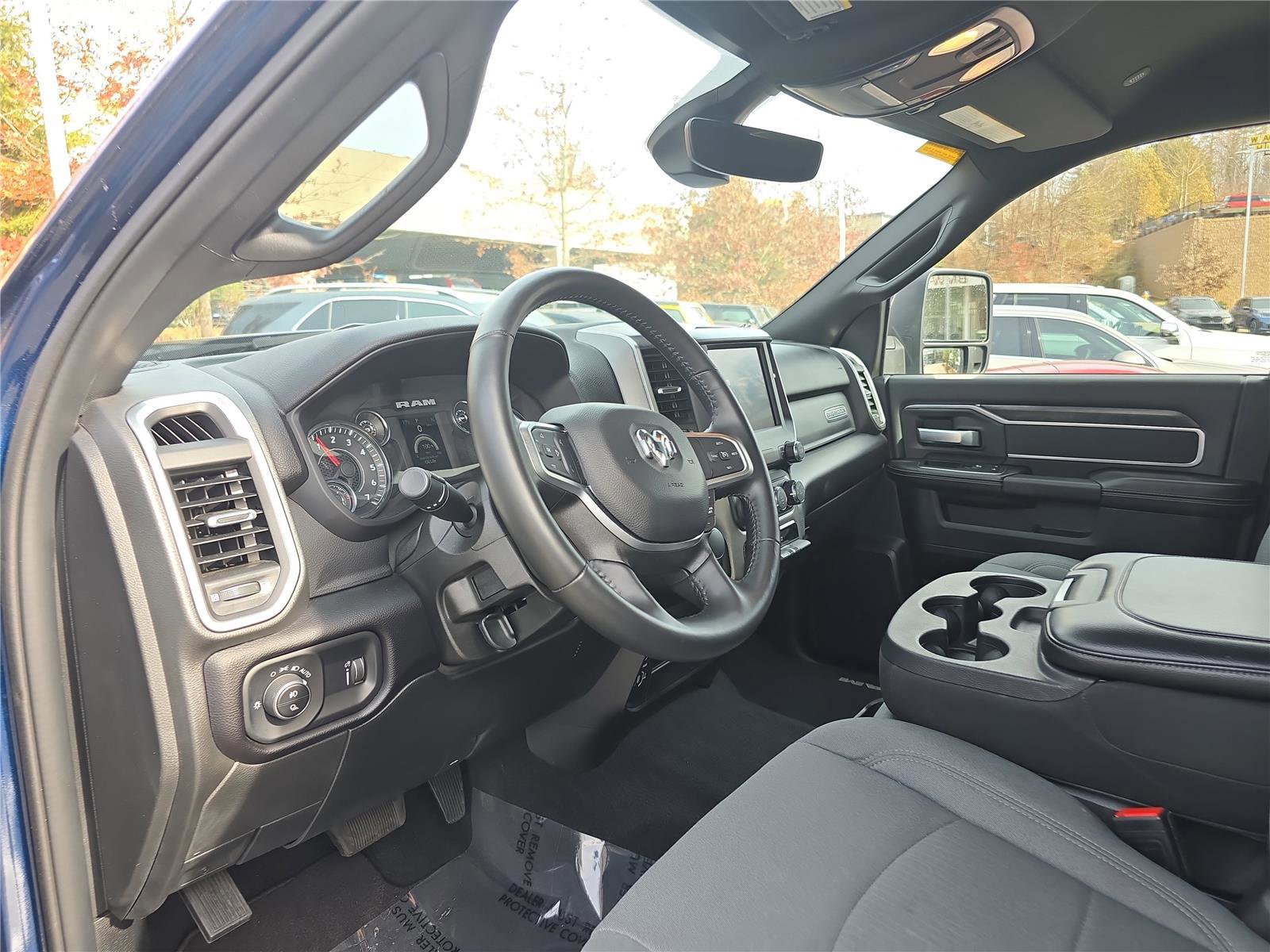 Used 2024 RAM 2500 Big Horn w/ Bed Utility Group image 23