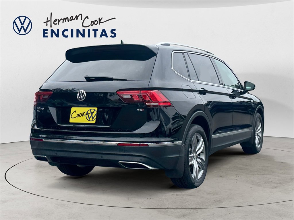 Used 2018 Volkswagen Tiguan SEL Premium image 5