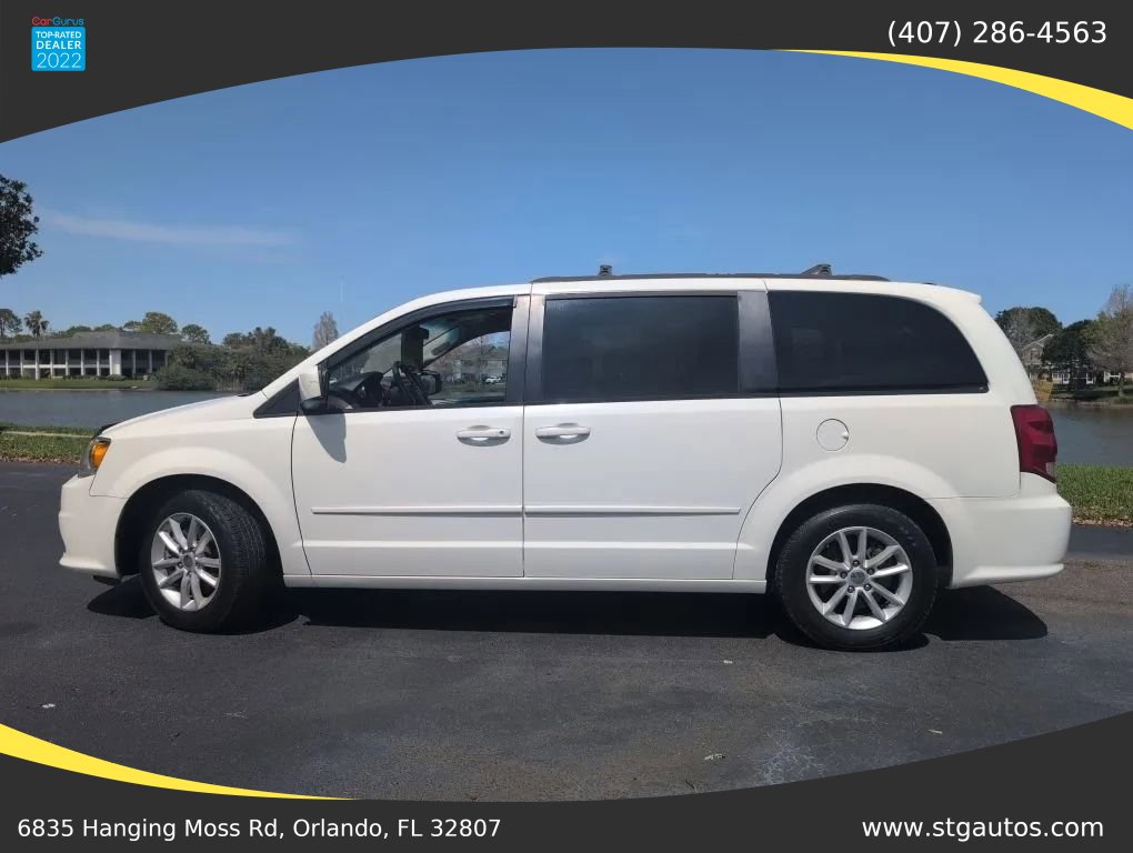 Used 2013 Dodge Grand Caravan SXT w/ Rear Park Assist Pkg FWD image 2