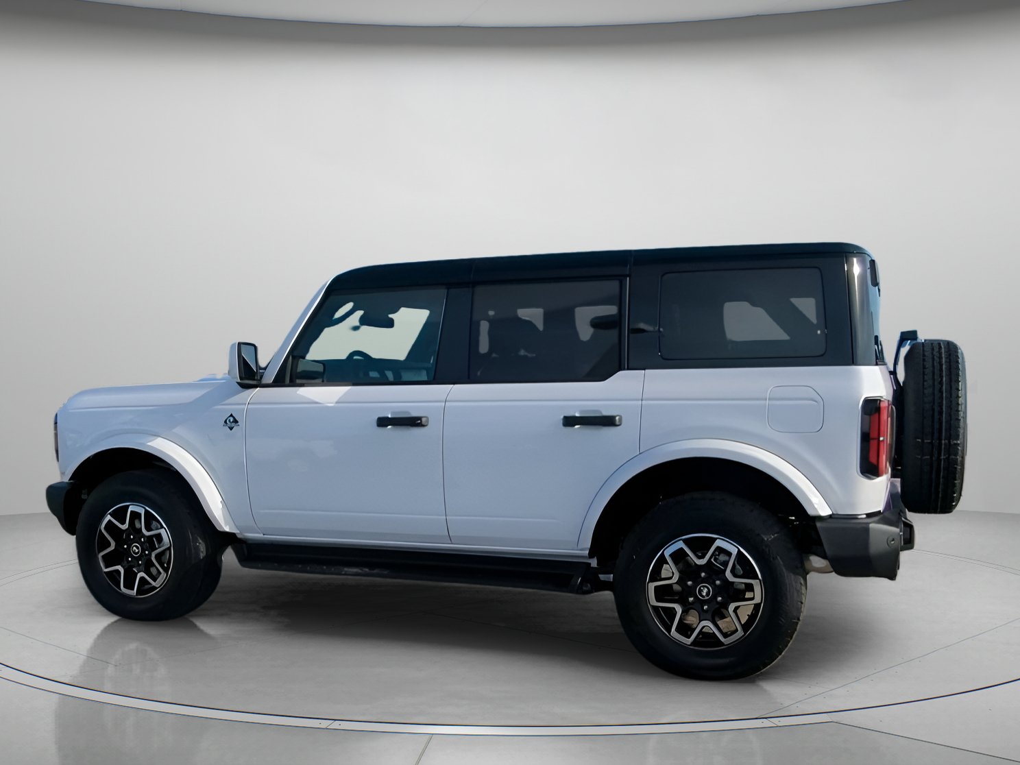 New 2026 Ford Bronco Outer Banks AWD/4WD image 18