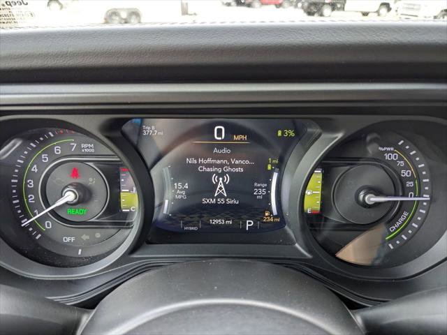 Certified 2025 Jeep Wrangler Unlimited Rubicon 4xe w/ Safety Group image 28