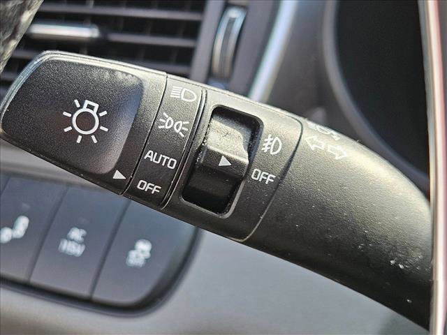 Used 2017 Kia Sorento SX image 8