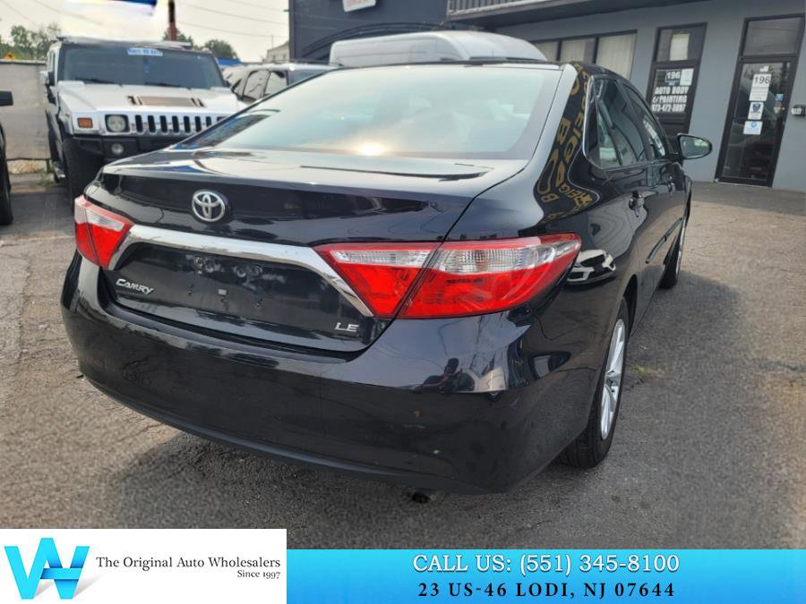 Used 2017 Toyota Camry LE image 6