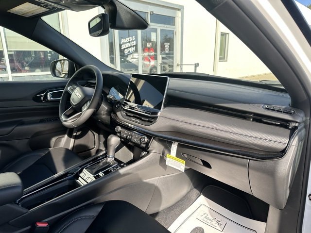 New 2026 Jeep Compass Limited image 12