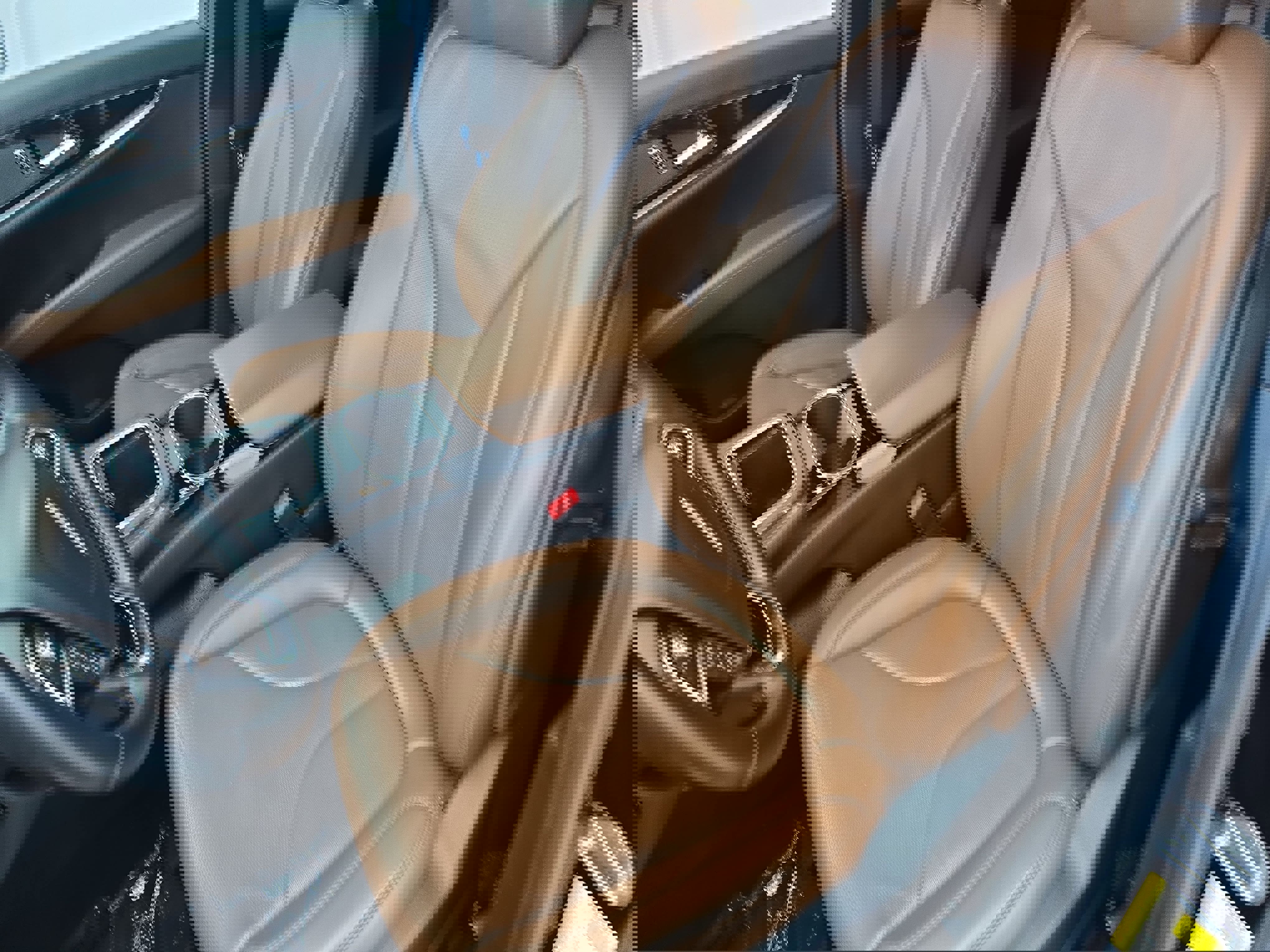 Used 2023 Lincoln Nautilus Reserve image 15