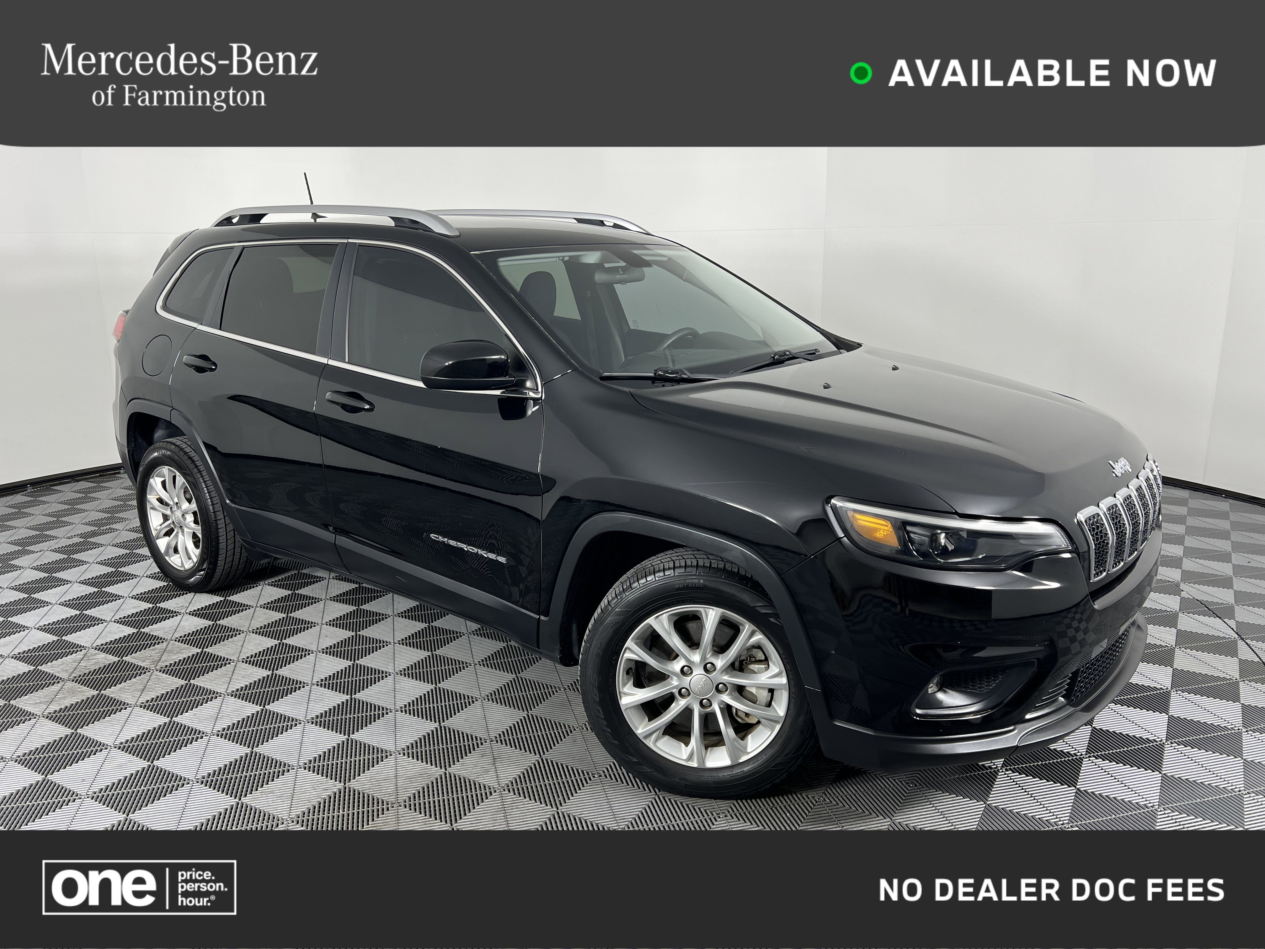 Used 2019 Jeep Cherokee Latitude w/ Popular Appearance Group