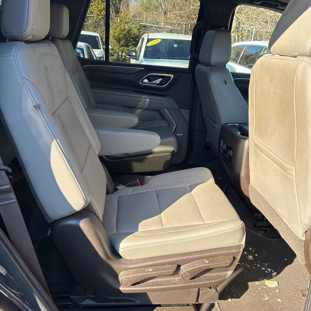 Used 2021 Chevrolet Tahoe Z71 w/ Z71 Signature Package image 12